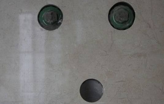 墙砖打了洞怎么填补视频(墙砖打了洞怎么填补视频讲解) 墙砖打了洞怎么填补视频(墙砖打了洞怎么填补视频讲解)